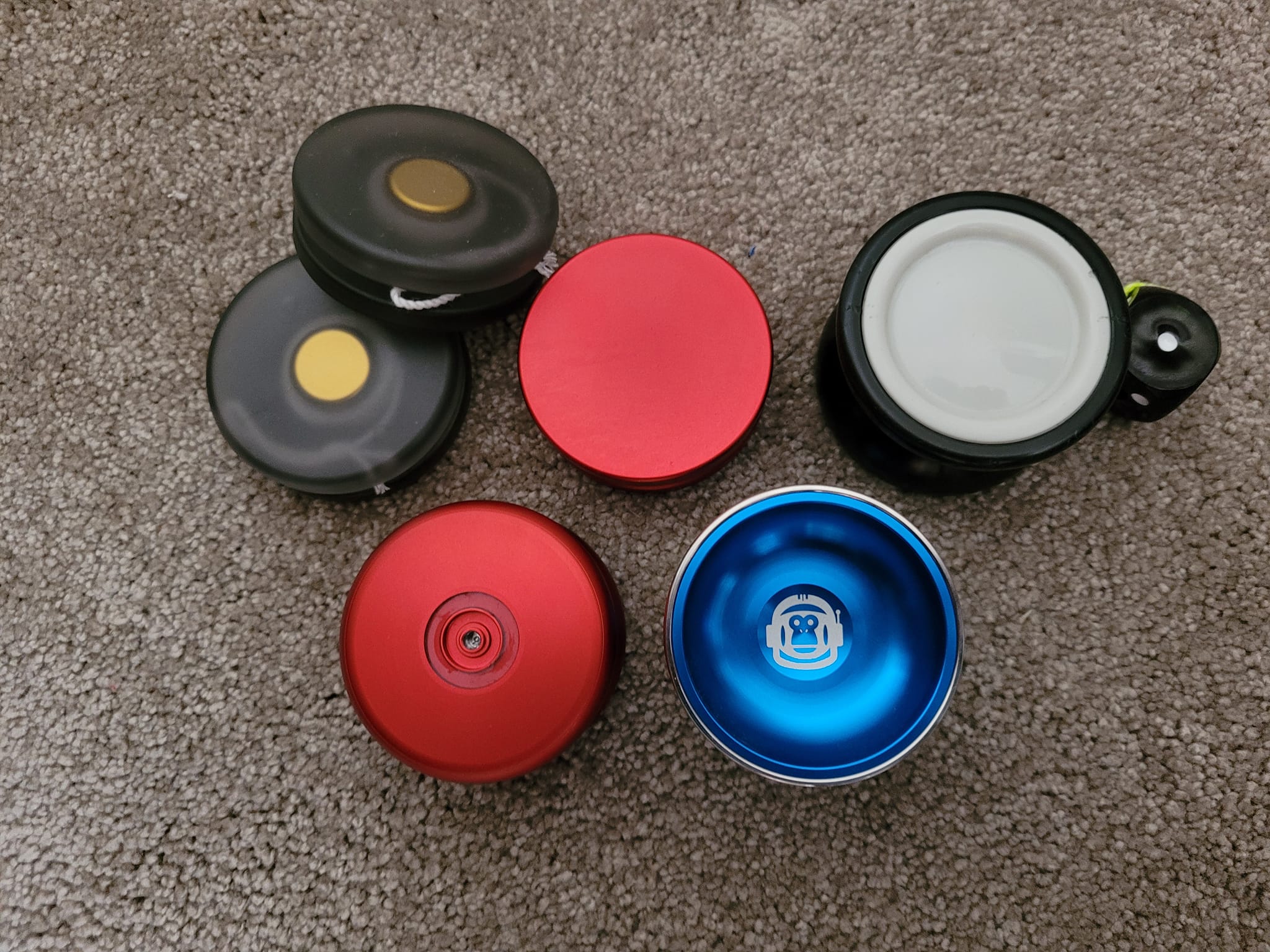 Selling various yoyos to make space for new ones