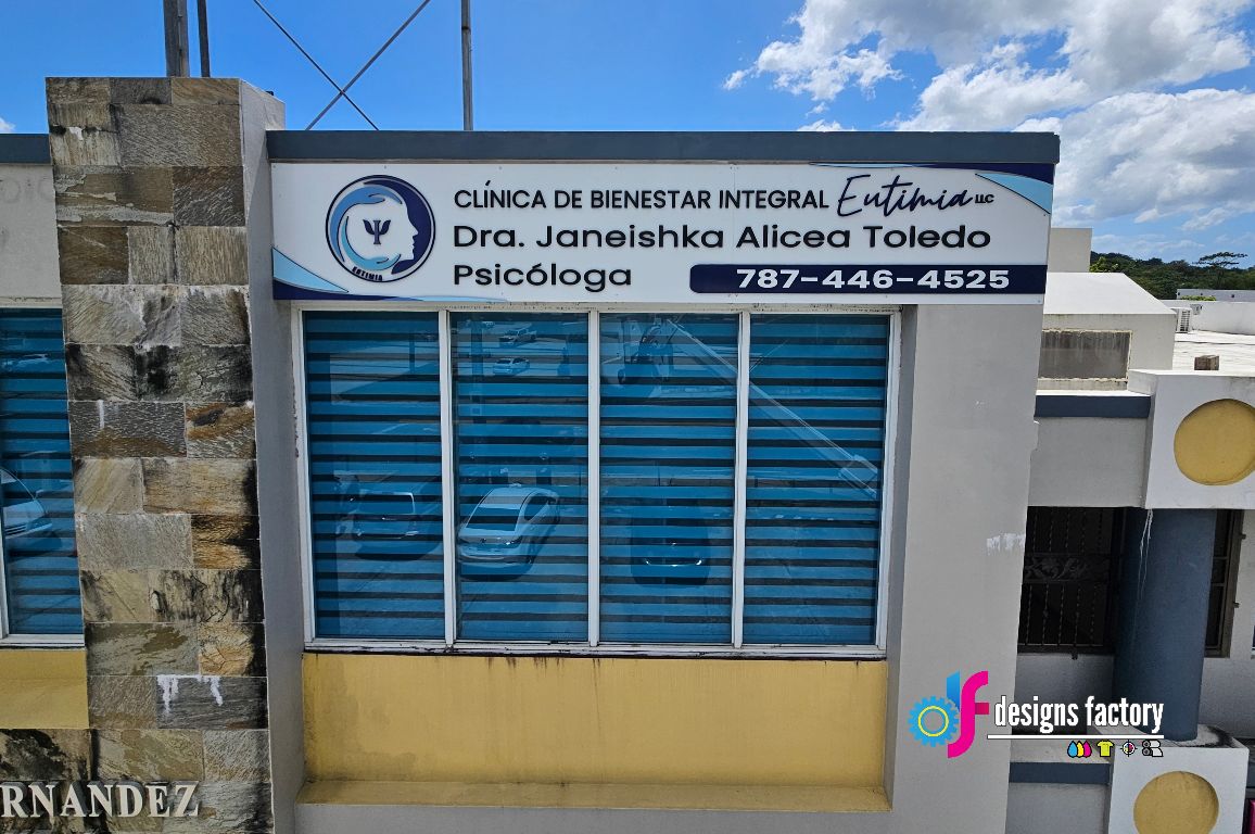Designs - Rotulo en ACM + Letras en PVC en Relieve. 📞 Para Cotización ...