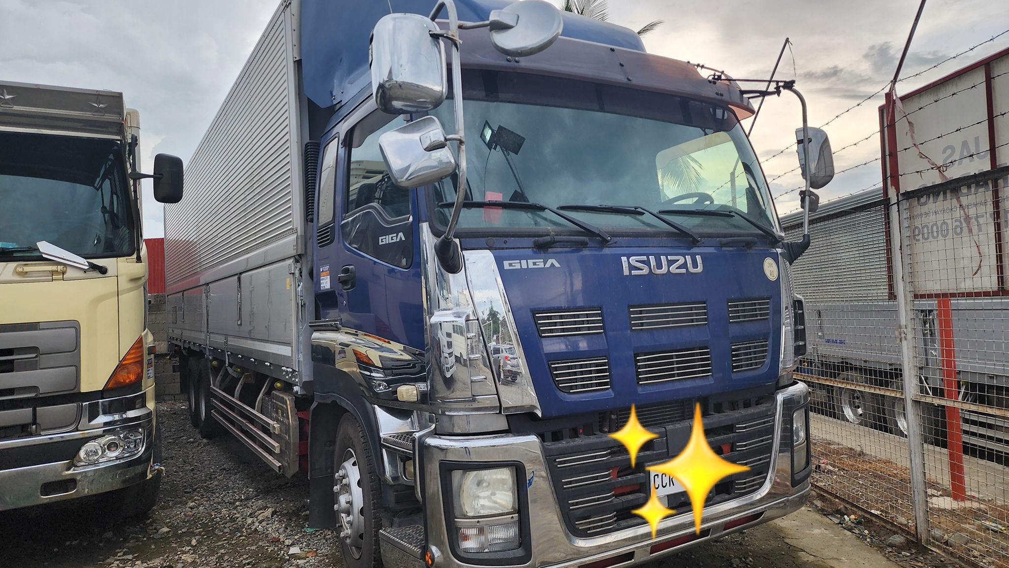 🚛 FOR SALE: ISUZU GIGA 10W WINGVAN 🚛 💪 Engine: 6UZ1 – heavy-duty and ...