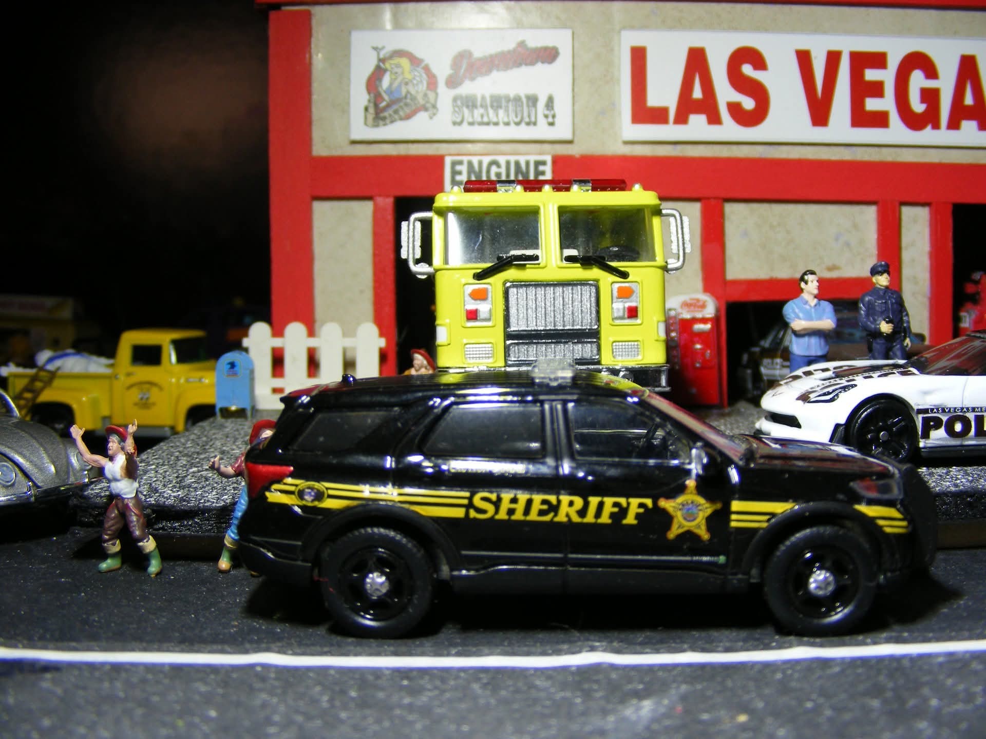 1/87 HO Scale Police Victoria Los Angeles Numbers Decal – TWPUZZ Waterslide – Model Kit