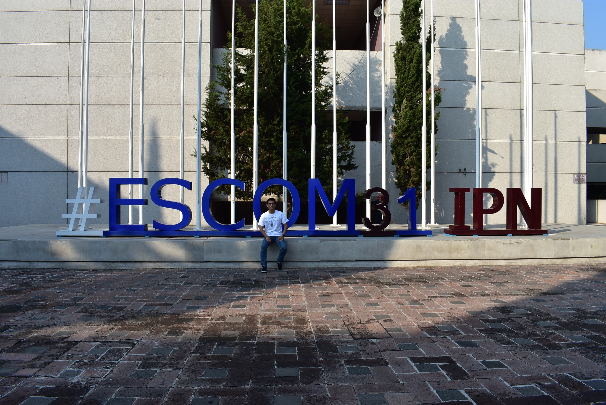 Escuela Superior de... - Escuela Superior de Cómputo IPN
