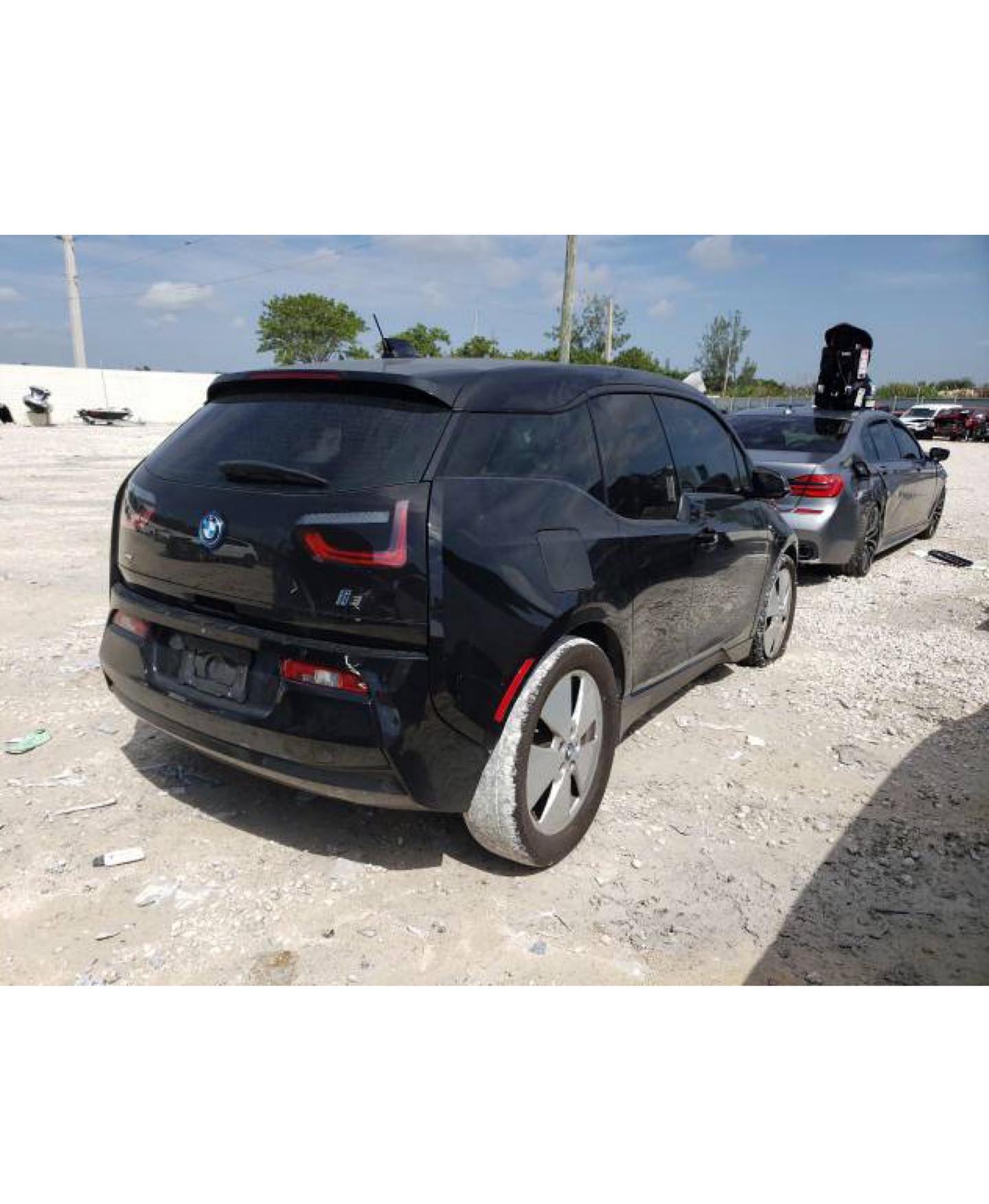 4 Wheel Auto - BMW I3 Rex 🤩 В версии Rex, с бензиновым...