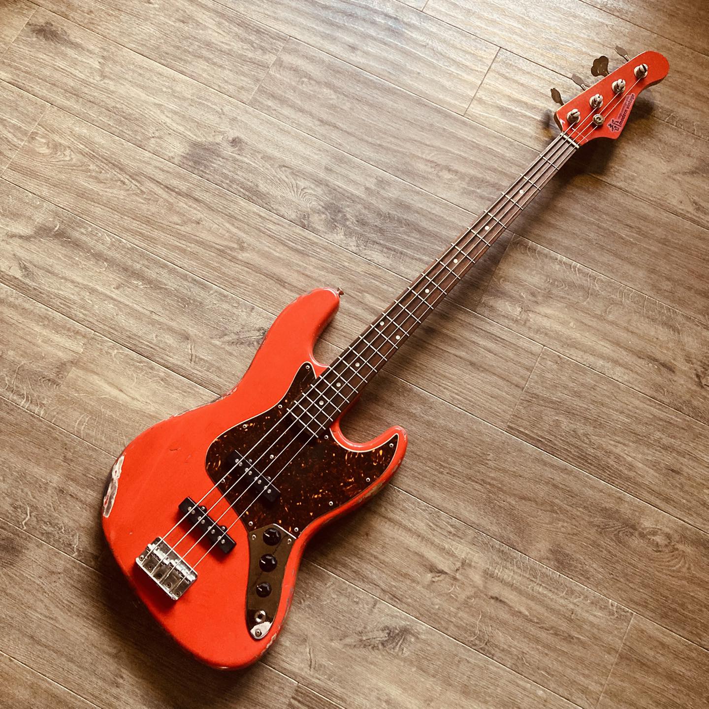 Miyako custom bass guitar (@miyakobasscustomguitar) • Facebook