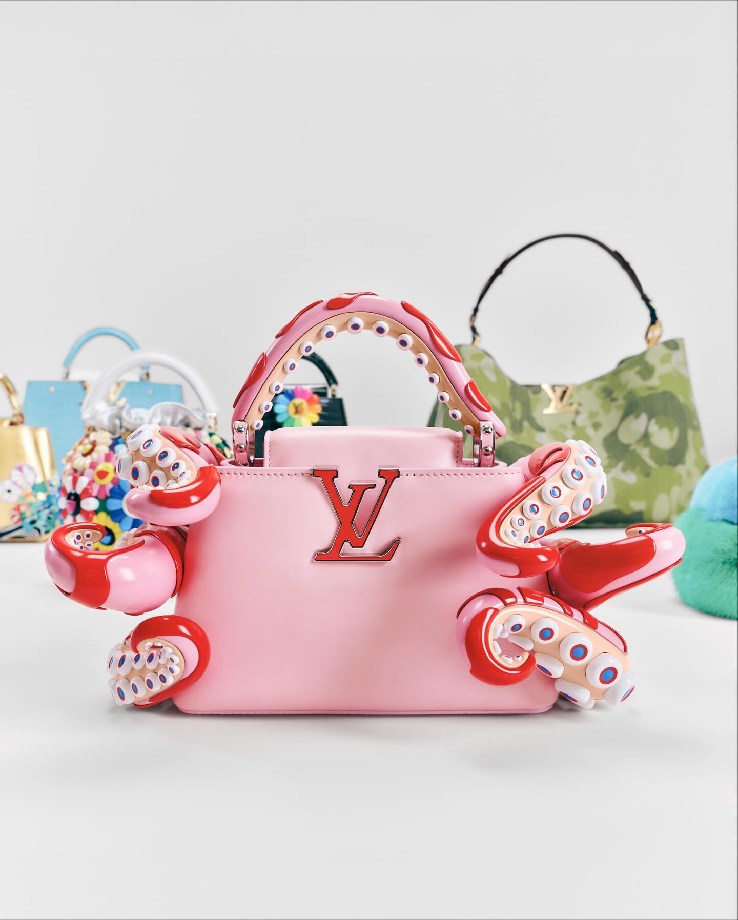 The Louis Vuitton x Takashi Murakami #pop-up store is transforming