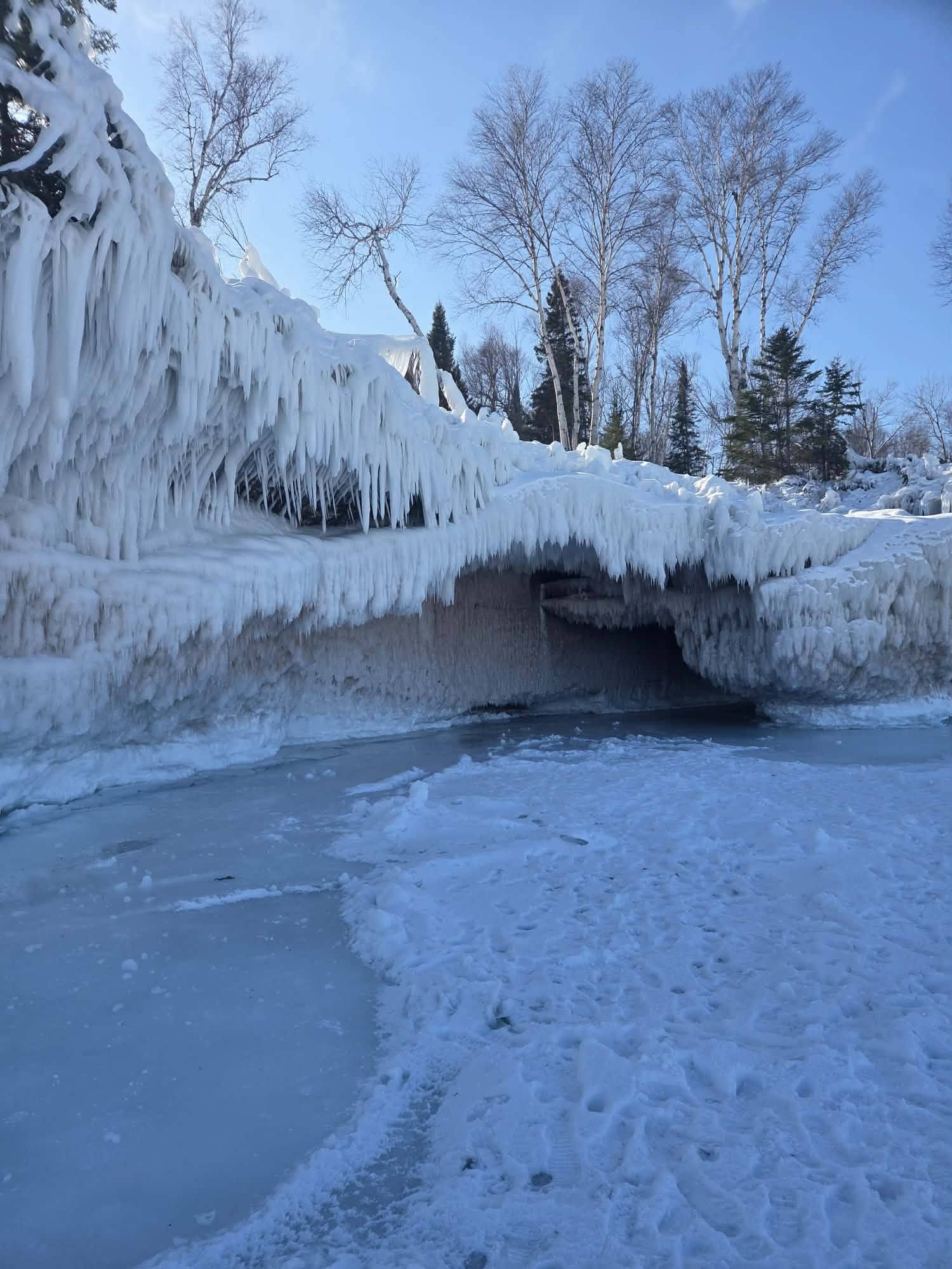 Apostle Islands - Romans Point Ice Caves 2/13/2026 | Facebook