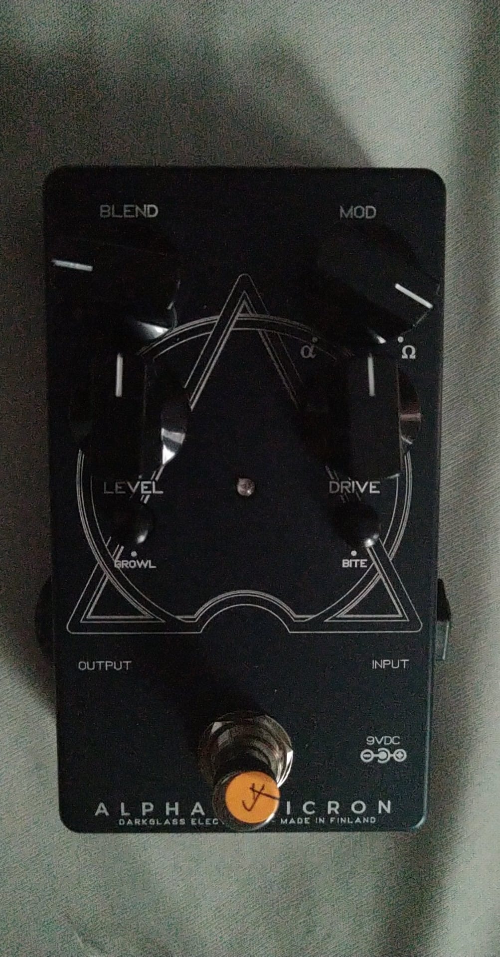Darkglass Alpha Omicron pedal review and discussion