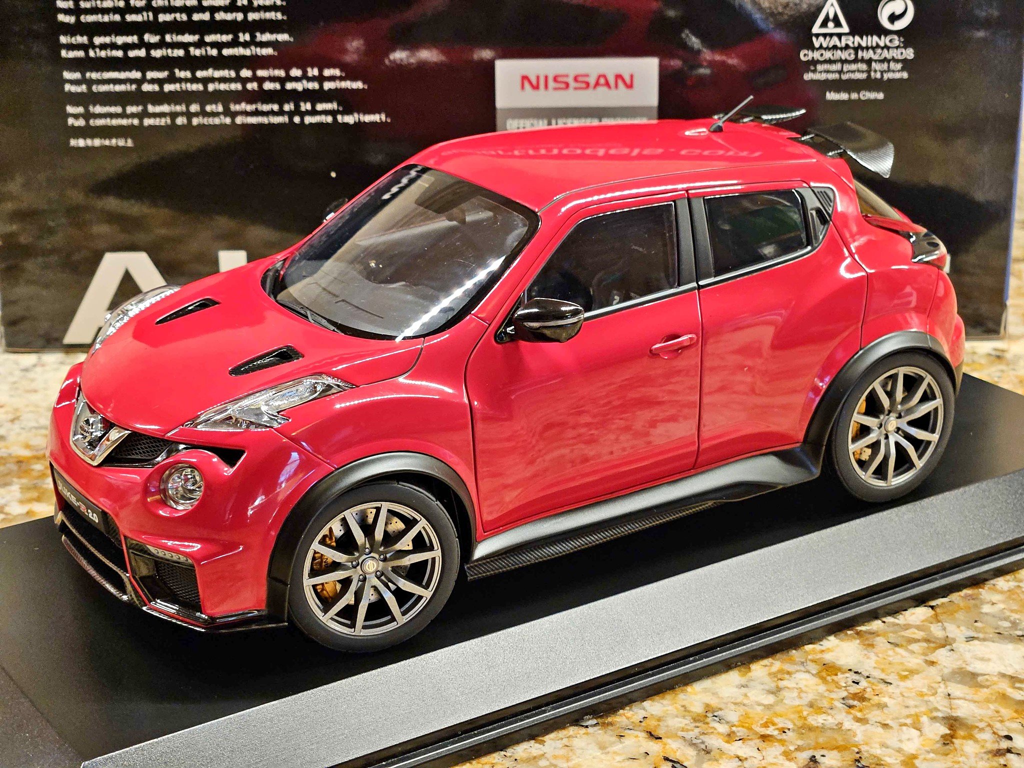 1:18 Nissan Juke R 2.0 Diecast Car - Toy Race Car & Track Sets ...