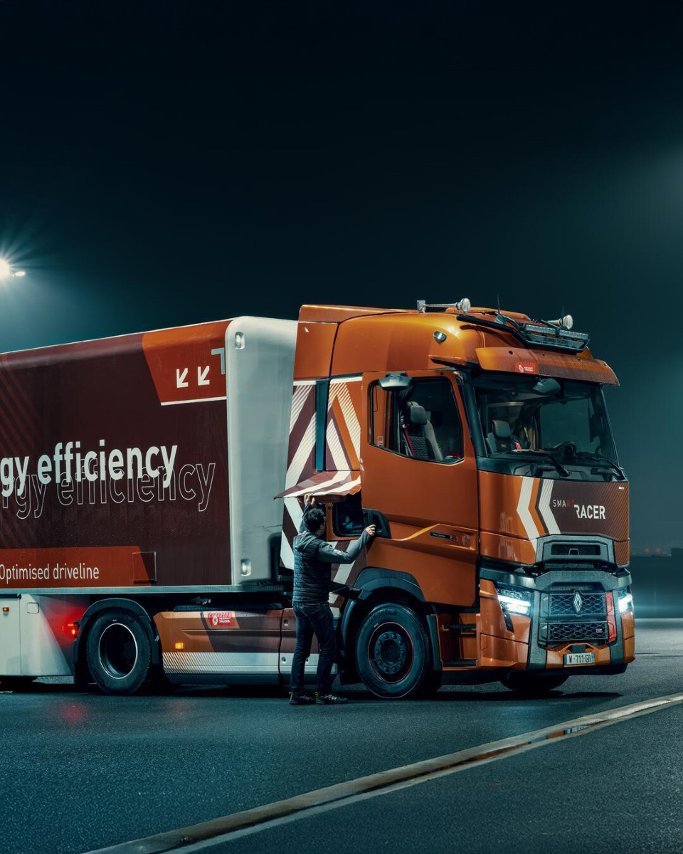 Renault - 🌧️ 🚛 Renault Trucks T High Smart Racer MY 2025: Potencia en ...