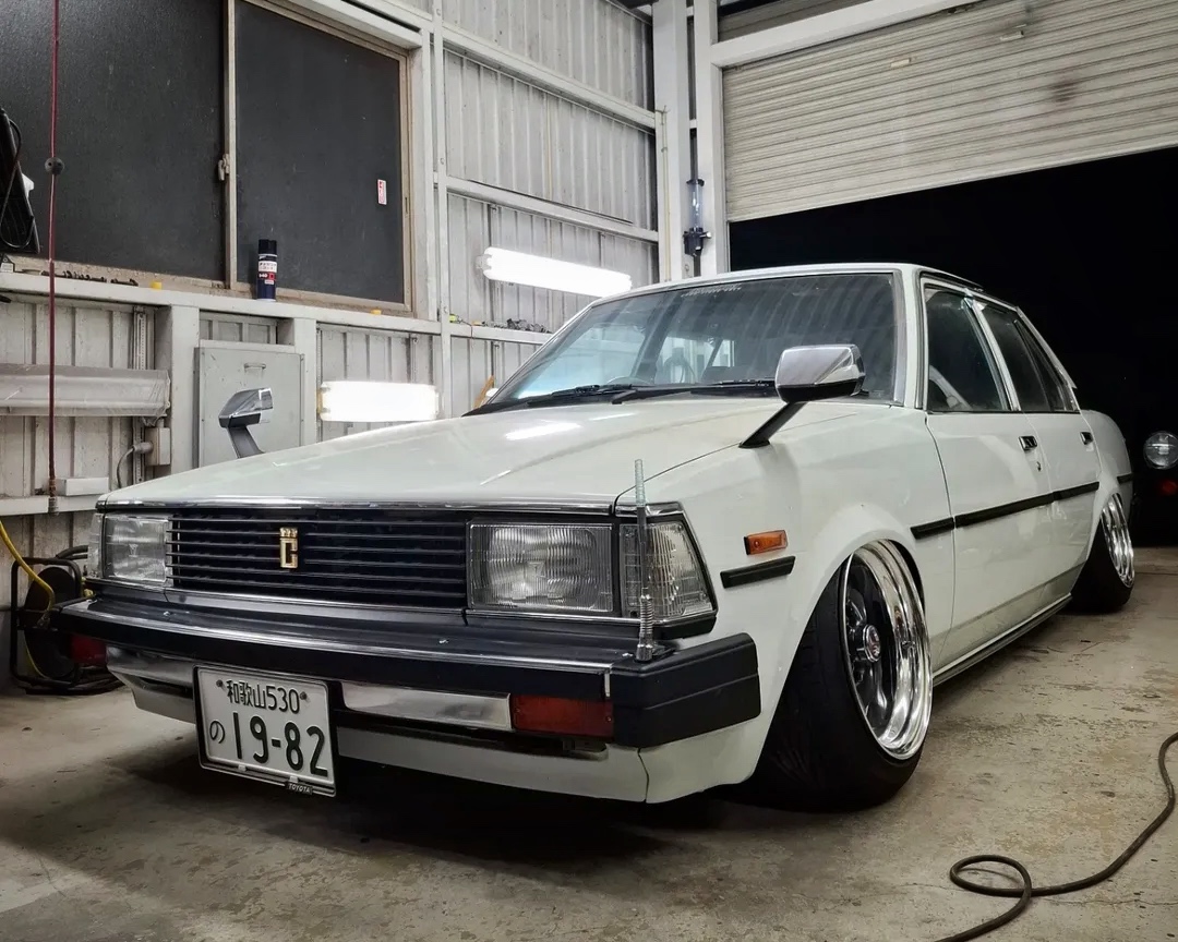 Rolla - A beautifully stanced Toyota Corolla AE70, built by Masataka ...