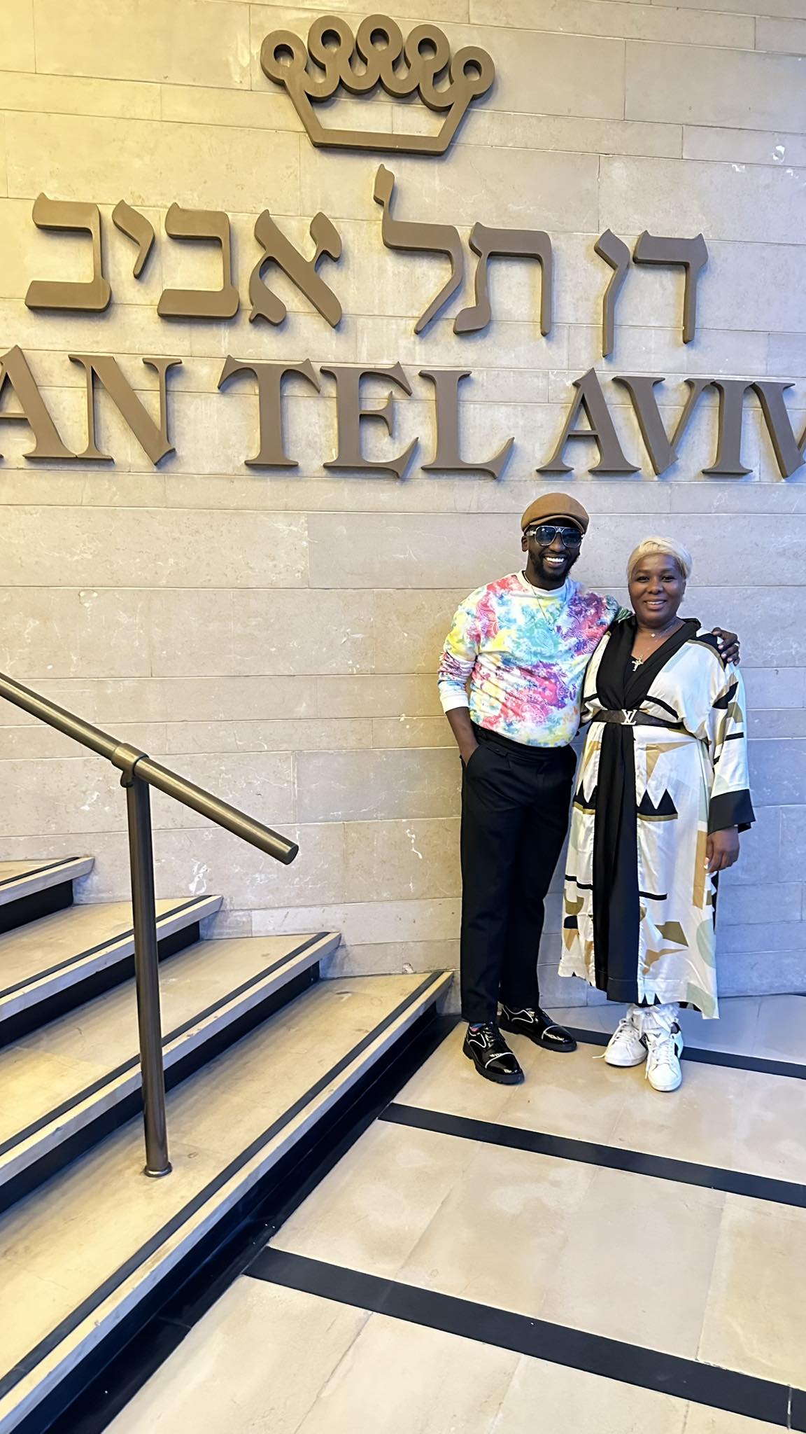 Oom Biza Van Die Kaap - [IN ISREAL] Hon Mathopa and myself landed ...