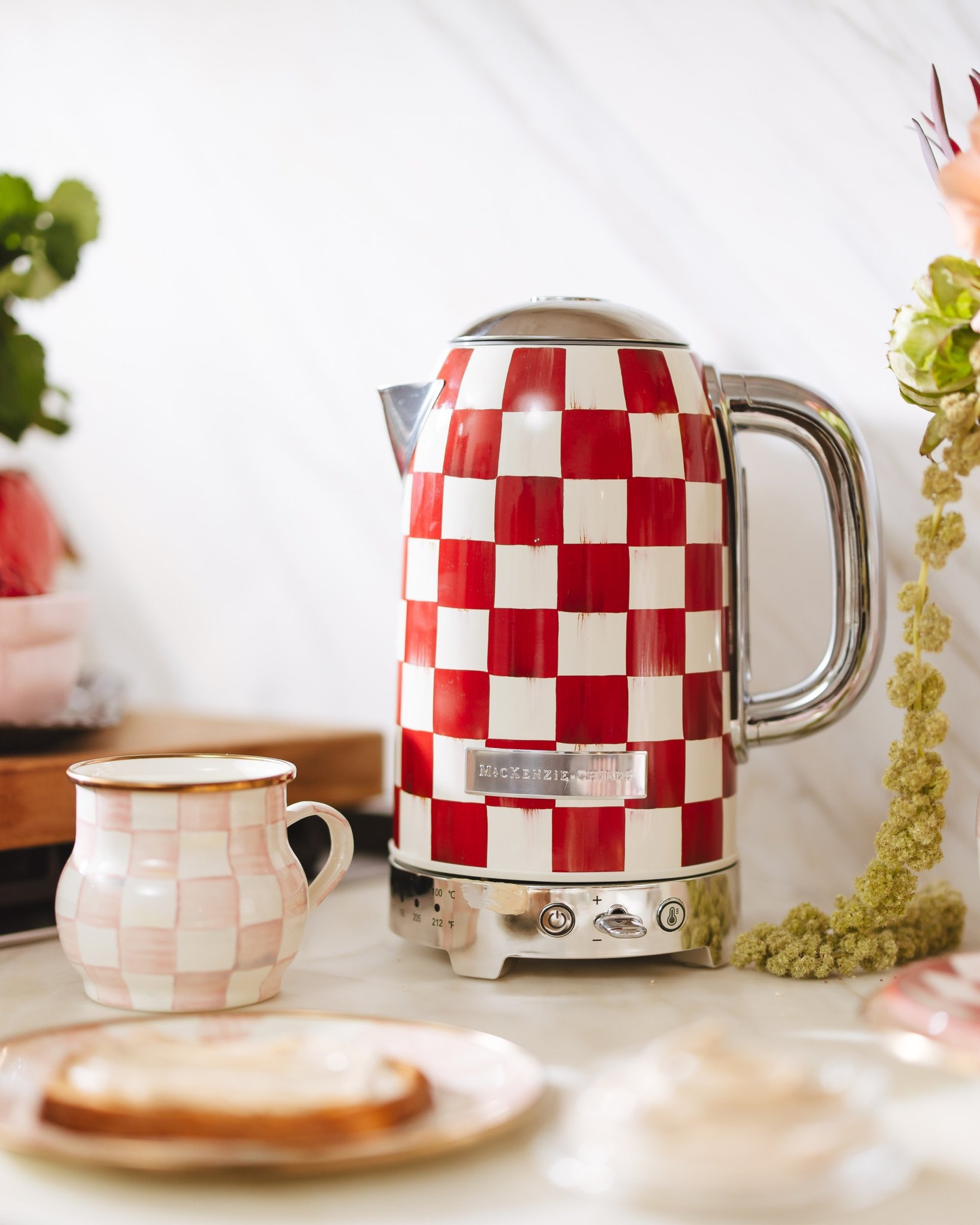 Meet our first-ever toasters and electric kettles: cur.lt