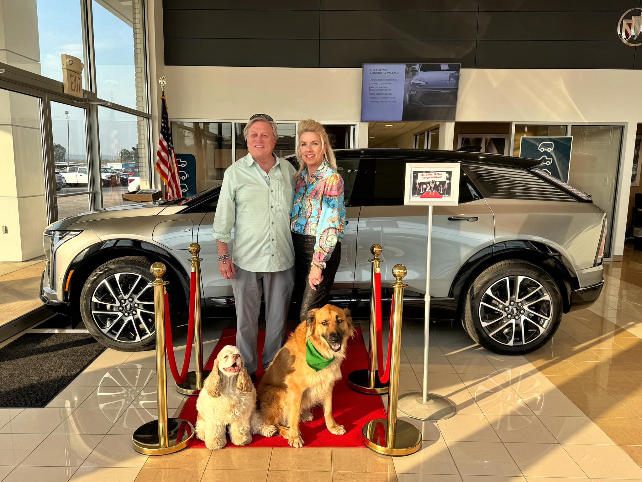 Devan - Our mascots, Keys and Tex would like to welcome Eric and Jill ...