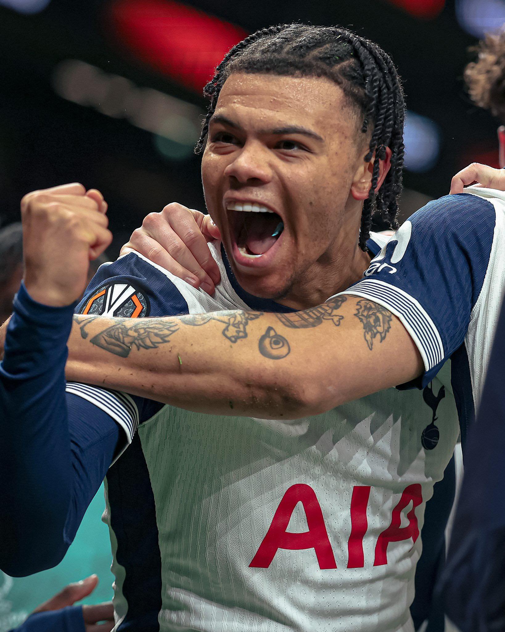 spurs-happy-birthday-dane-scarlett-coys-thfc-spursupdates