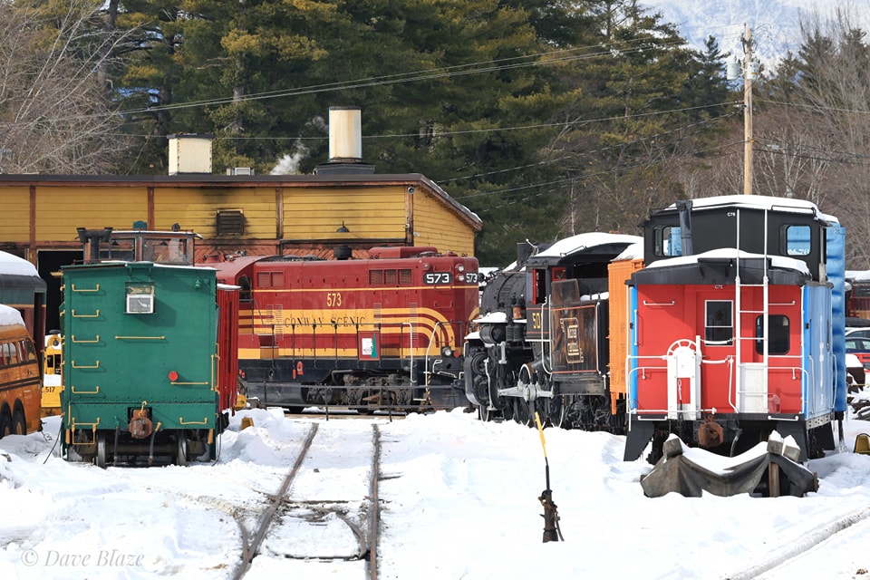Saskatchewan　Uncommon Views　John Conway Conway Scenic Railroad's 0-6-0 No. 47 is on the turntable at North