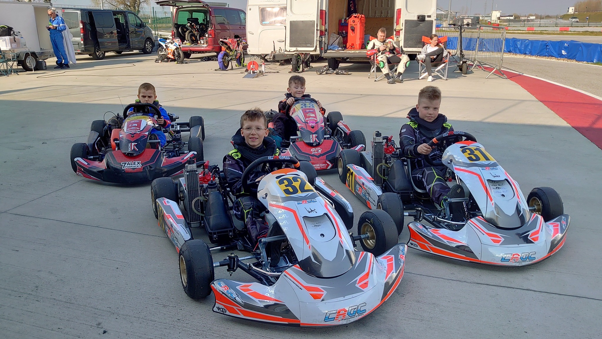 KF Racing-Motokárová škola... - KF Racing-Motokárová škola