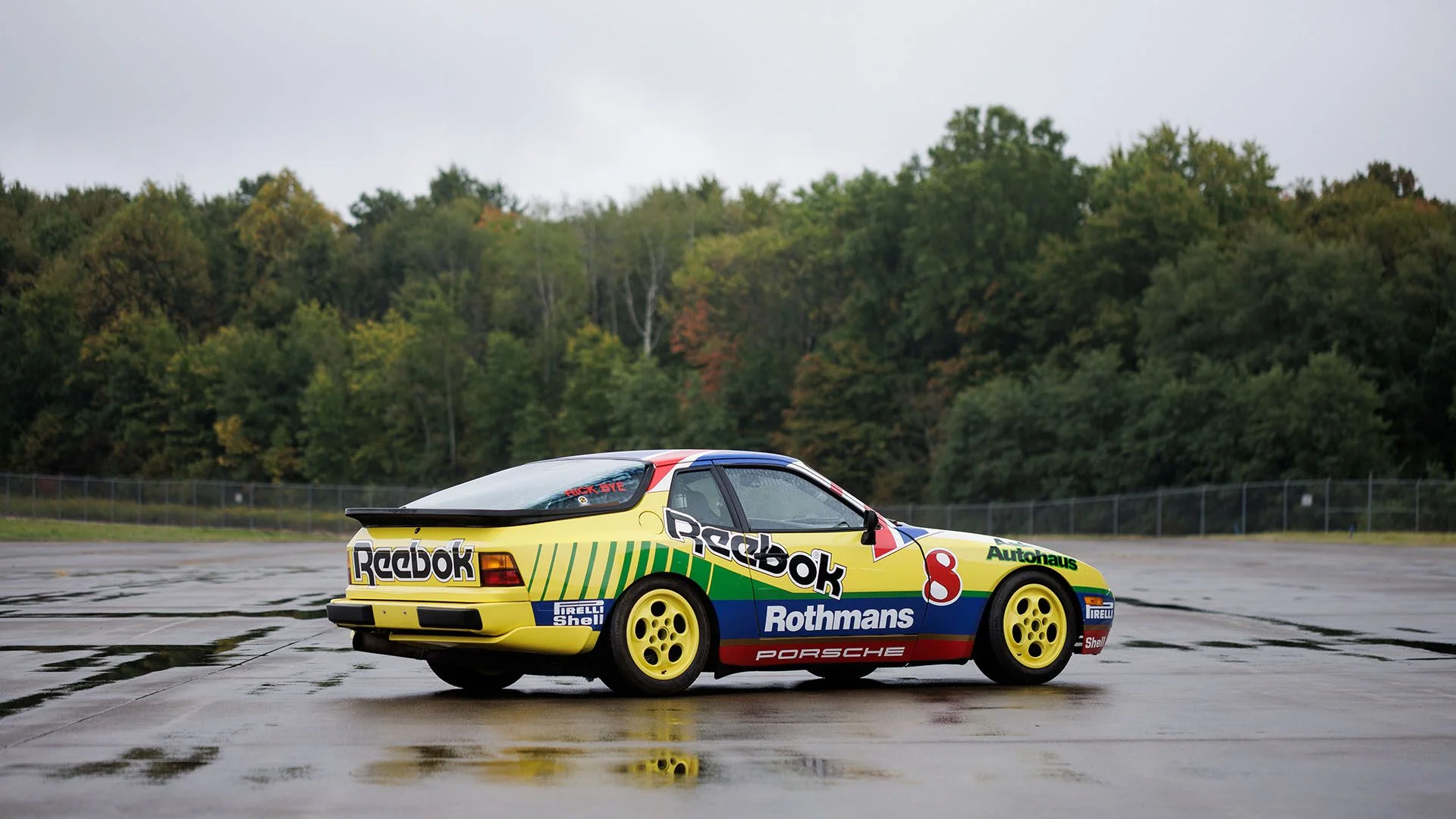 Total - What's your favourite Porsche race car livery? | Facebook