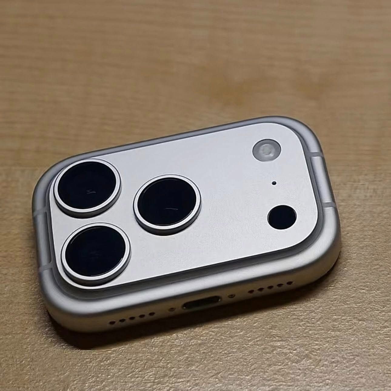 iPhone 17 Pro Max mini ? #iPhone17promax #Apple