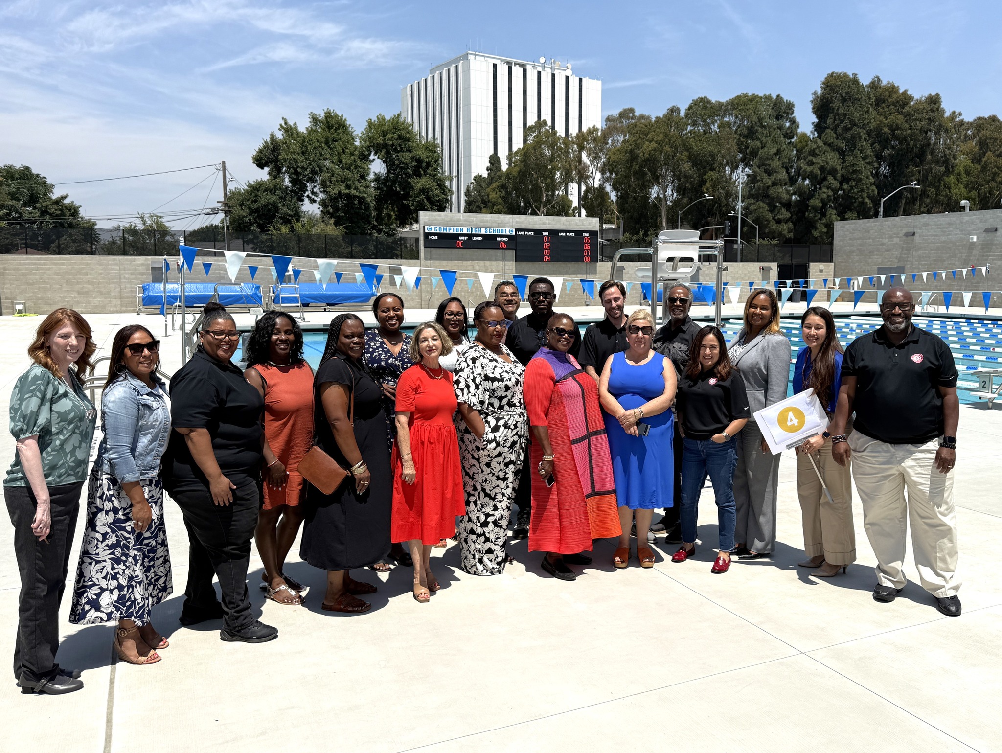 Compton Unified School... - Compton Unified School District