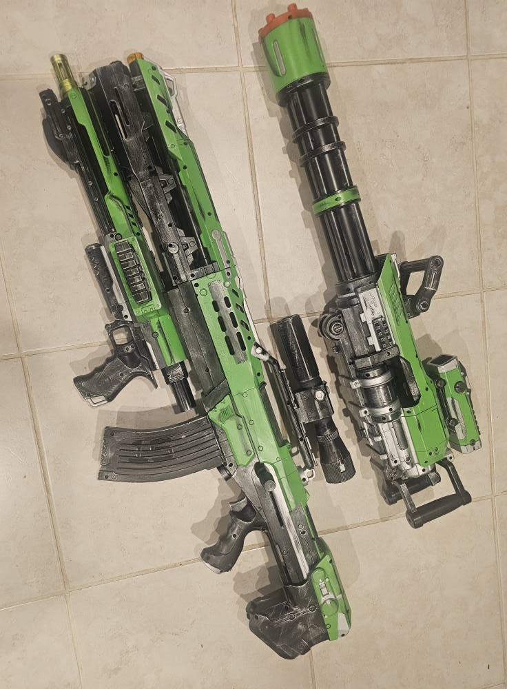 Both of these are on their way to Japan. #AlTheGeek #minigun