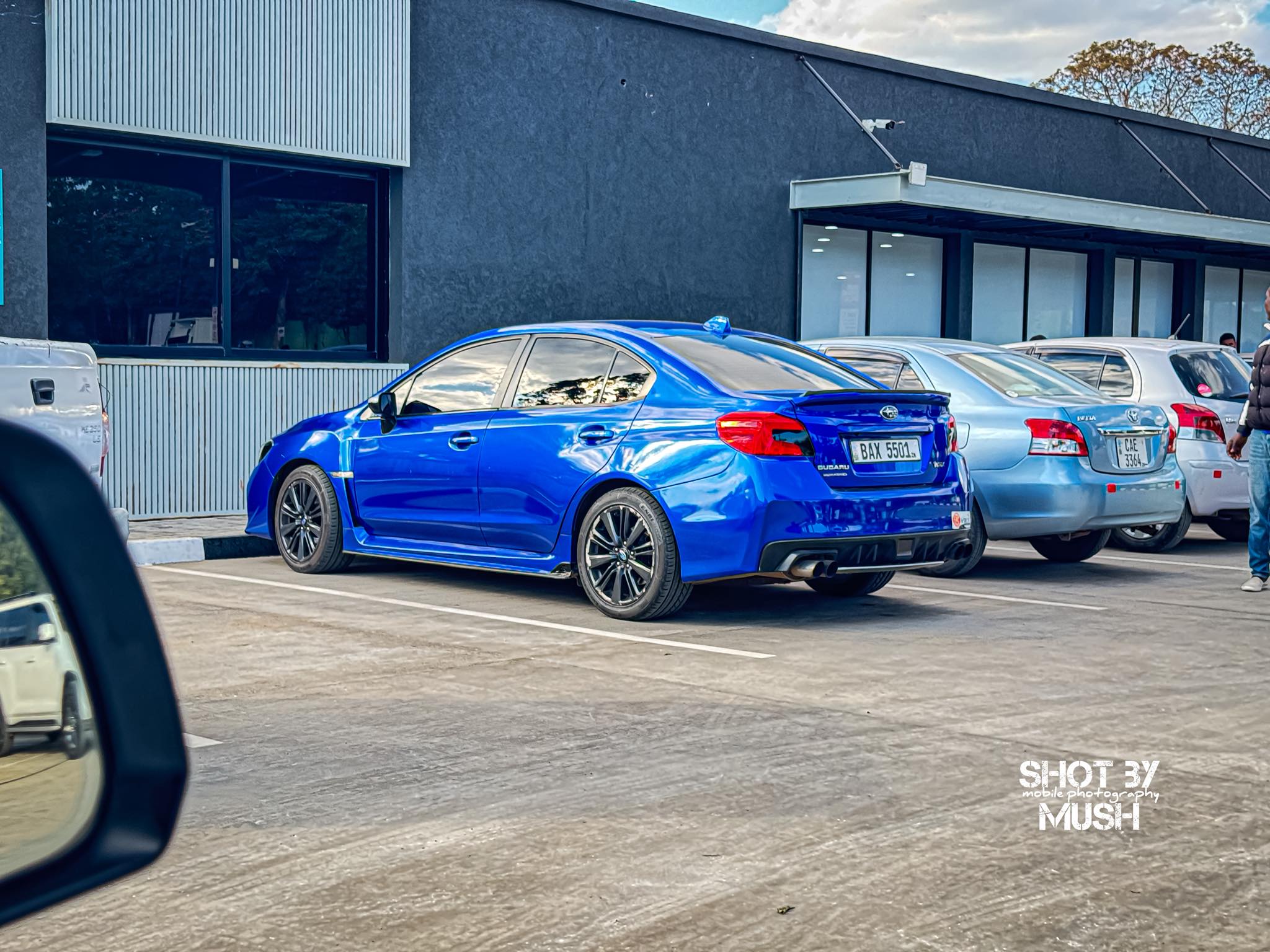 WRX STI用オーバーフェンダーS209モデル黒ゲル