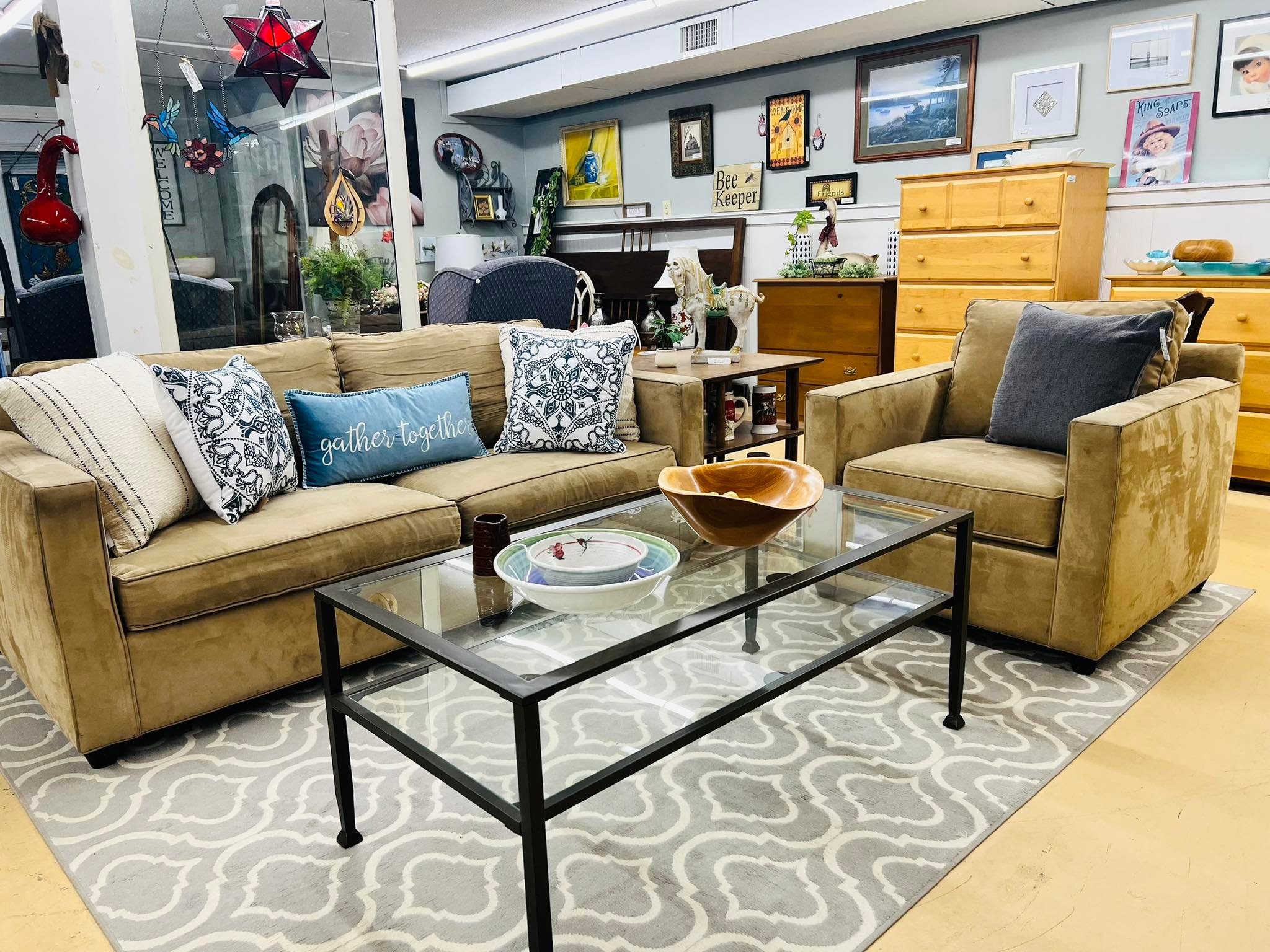 Turning Leaf Consignment | Swanzey NH
