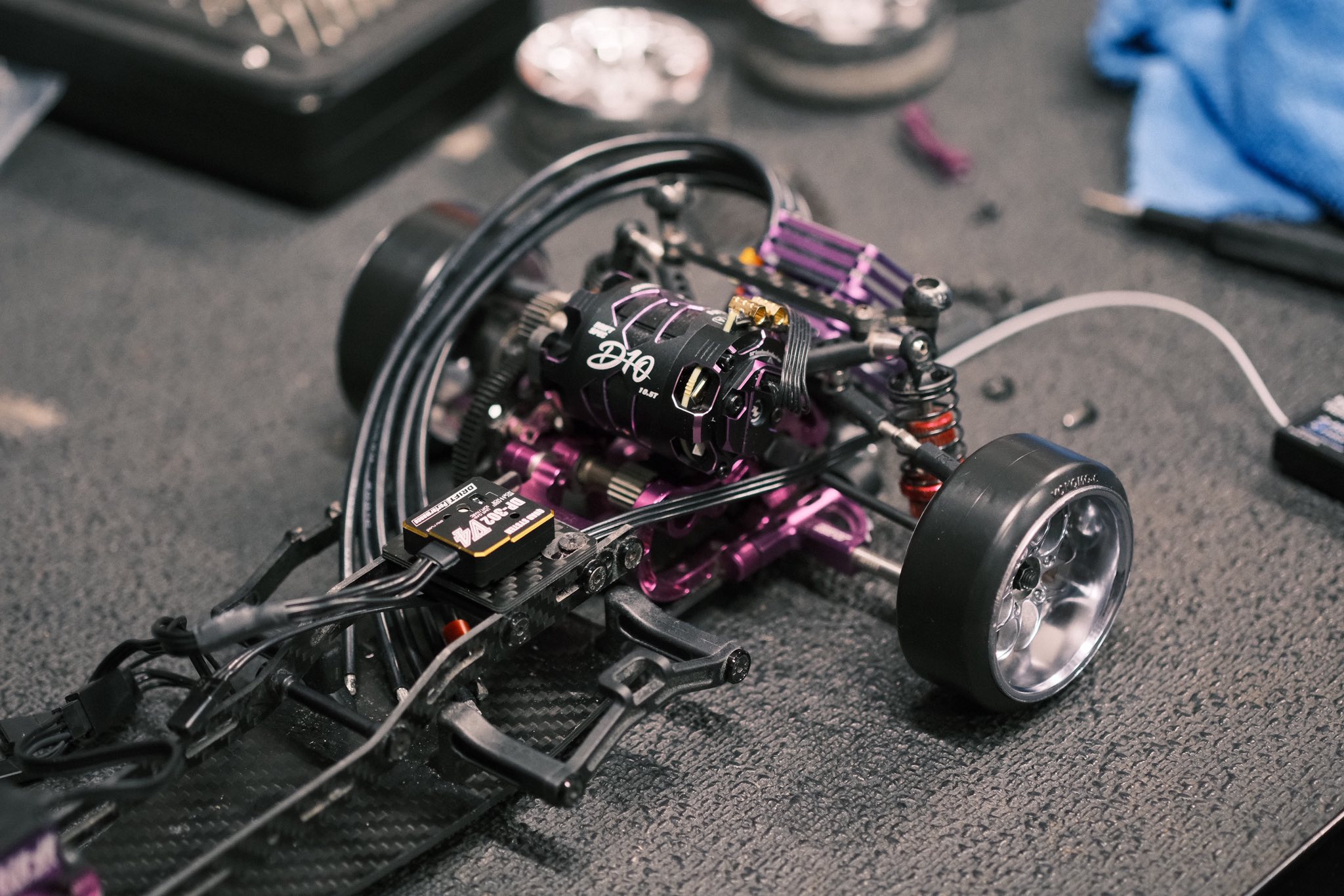 ホビーラジコン AXON REVOshockII ホビーラジコン AXON REVOshockII REVOSHOCK【AXON】アクソン ラジコン