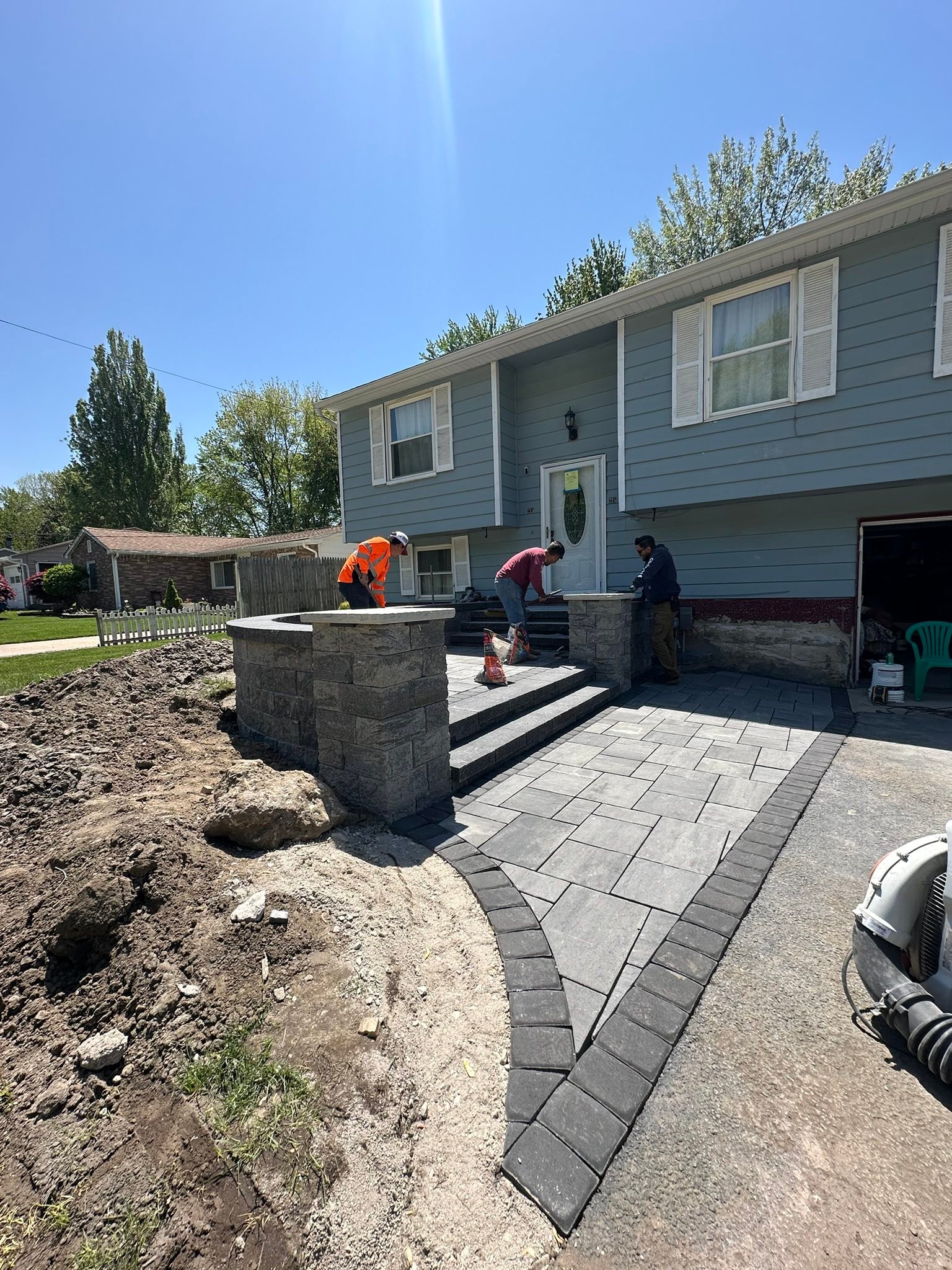 Tricolor Landscape LLC