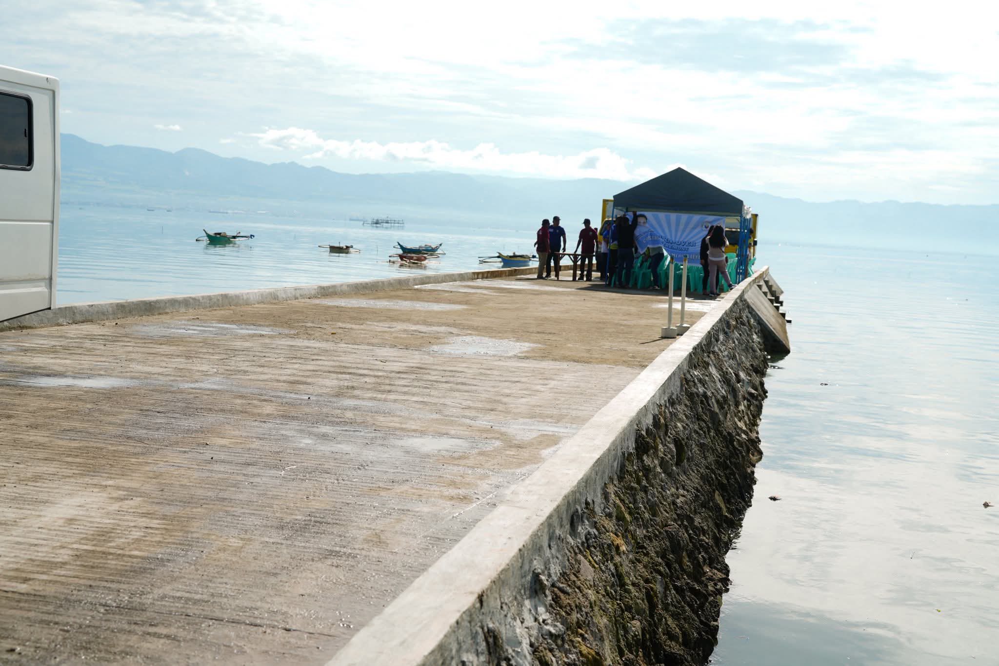 CDN - RICHARD GOMEZ LEADS TURNOVER OF MERIDA PORT LOOK: Rep. Richard ...