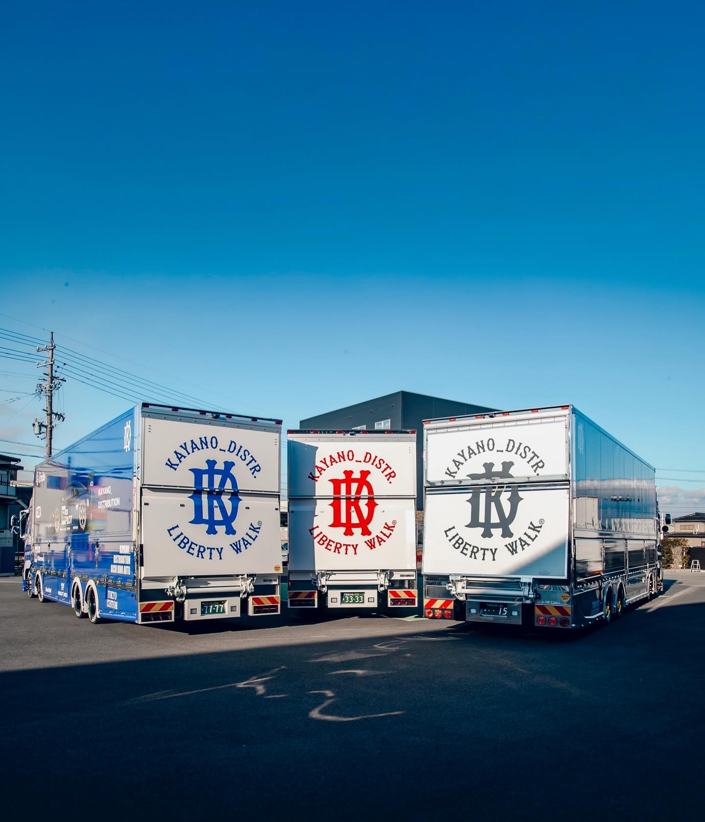 LB-TRUCKS LIBERTY WALK®︎× @kayano_distribution LB-TRUCKS HINO 
