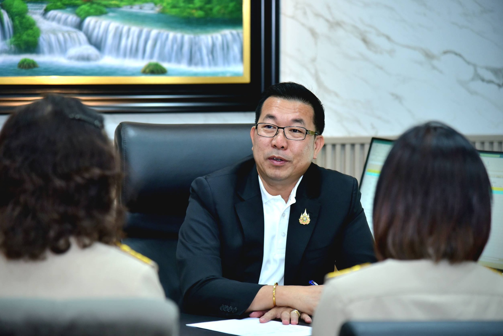 กรมพัฒนาที่ดิน - มอบ พด.13 ไมคอร์ไรซาสำหรับข้าวโพด แก่หมอดินอาสาผู้รับ ...