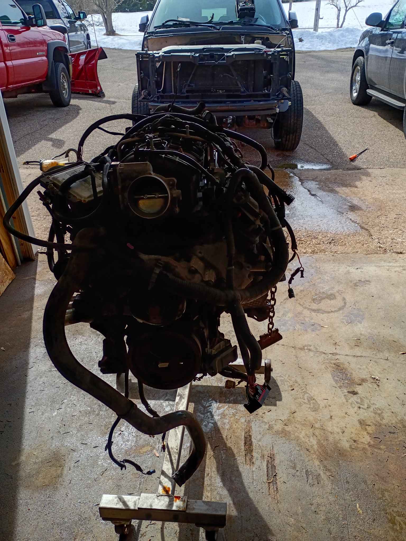 2011 GM 5.3 LC9 complete w/harness - Car Engines & Engine Parts ...