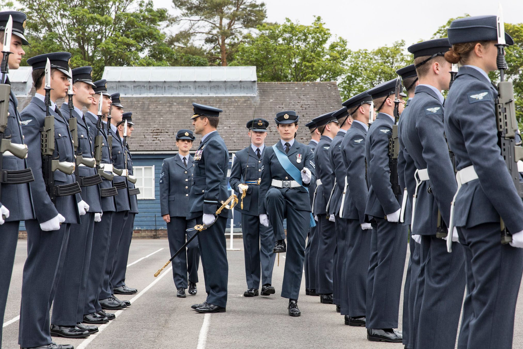 Douglas Intake No. 633 graduated... - Royal Air Force Halton