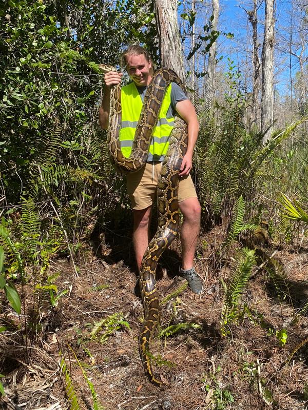 South - 🐍 Python removal agent Mario Ramos captured a ssssstunning ...