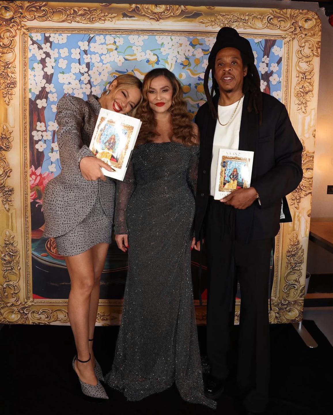 According - JAY-Z & Beyoncé at Ms. Tina Knowles’ book event ...
