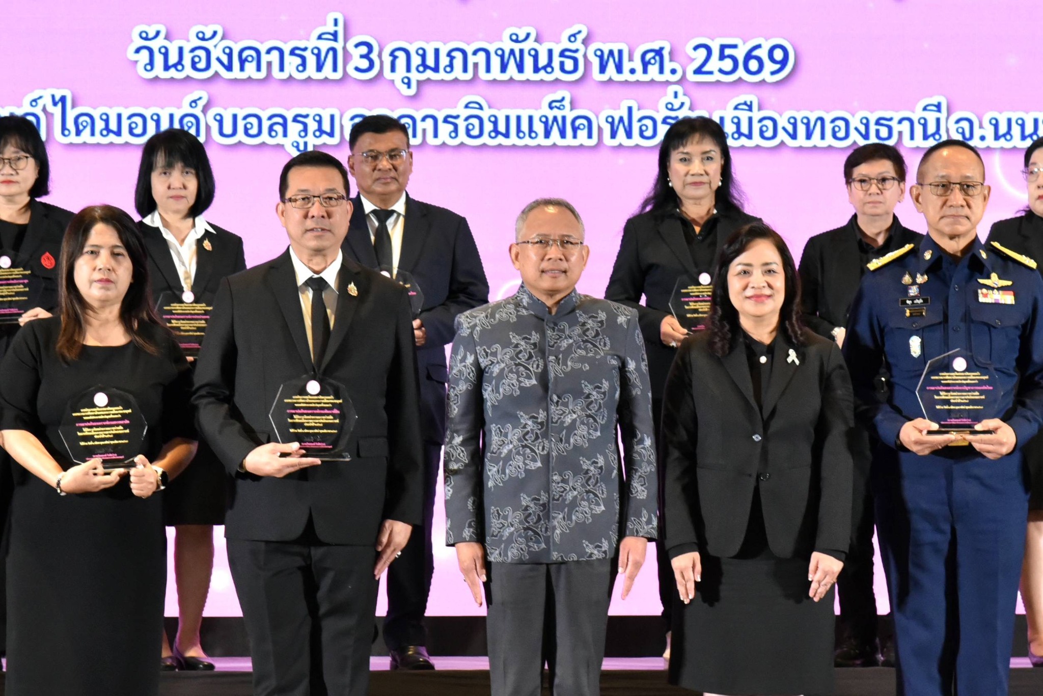 กรมพัฒนาที่ดิน - กรมพัฒนาที่ดิน เร่งฟื้นฟูดิน ช่วยเหลือเกษตรกรประสบภัย ...