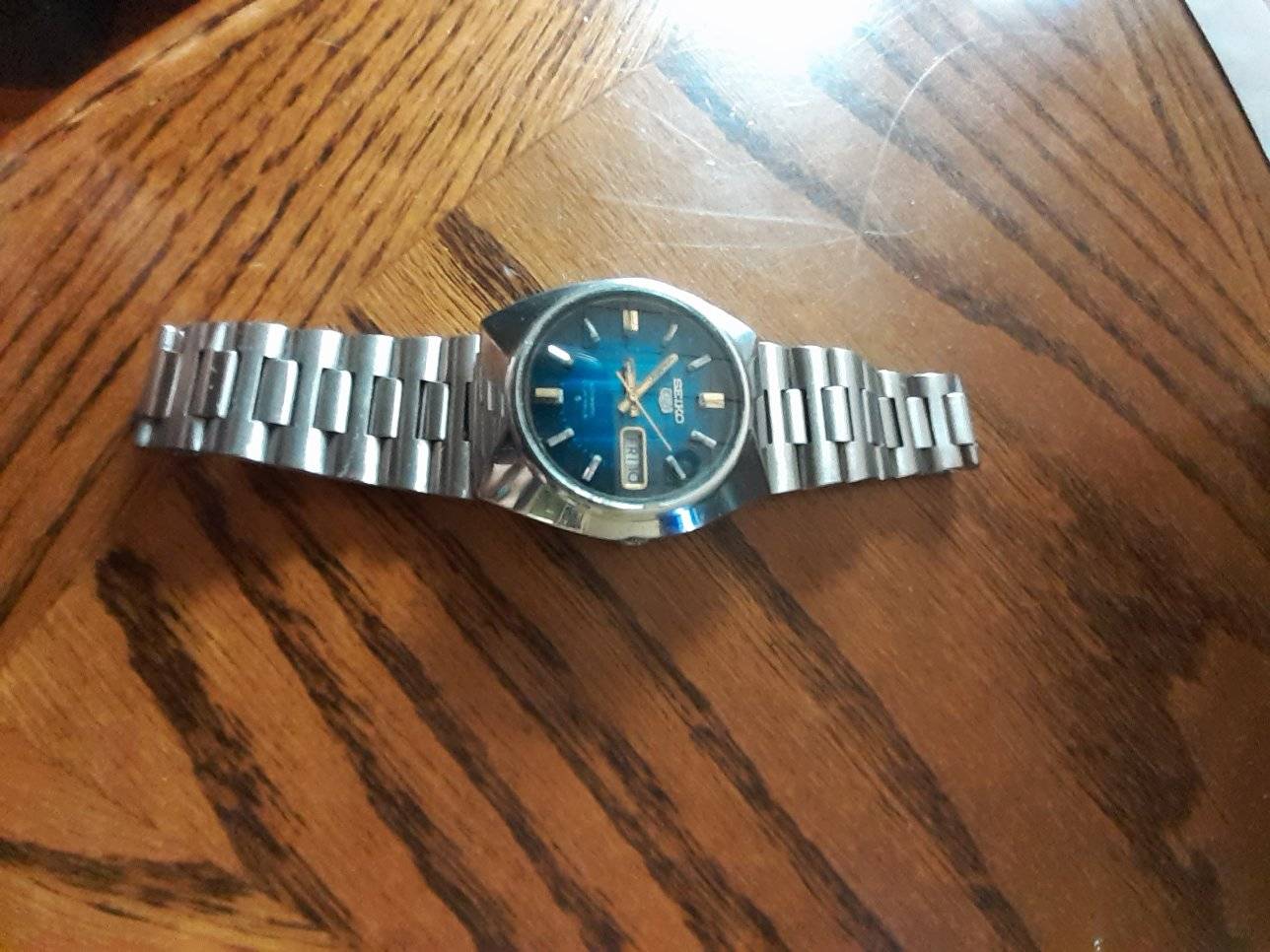 Vintage 1970s Seiko 5 Sports 6319-8070 watch