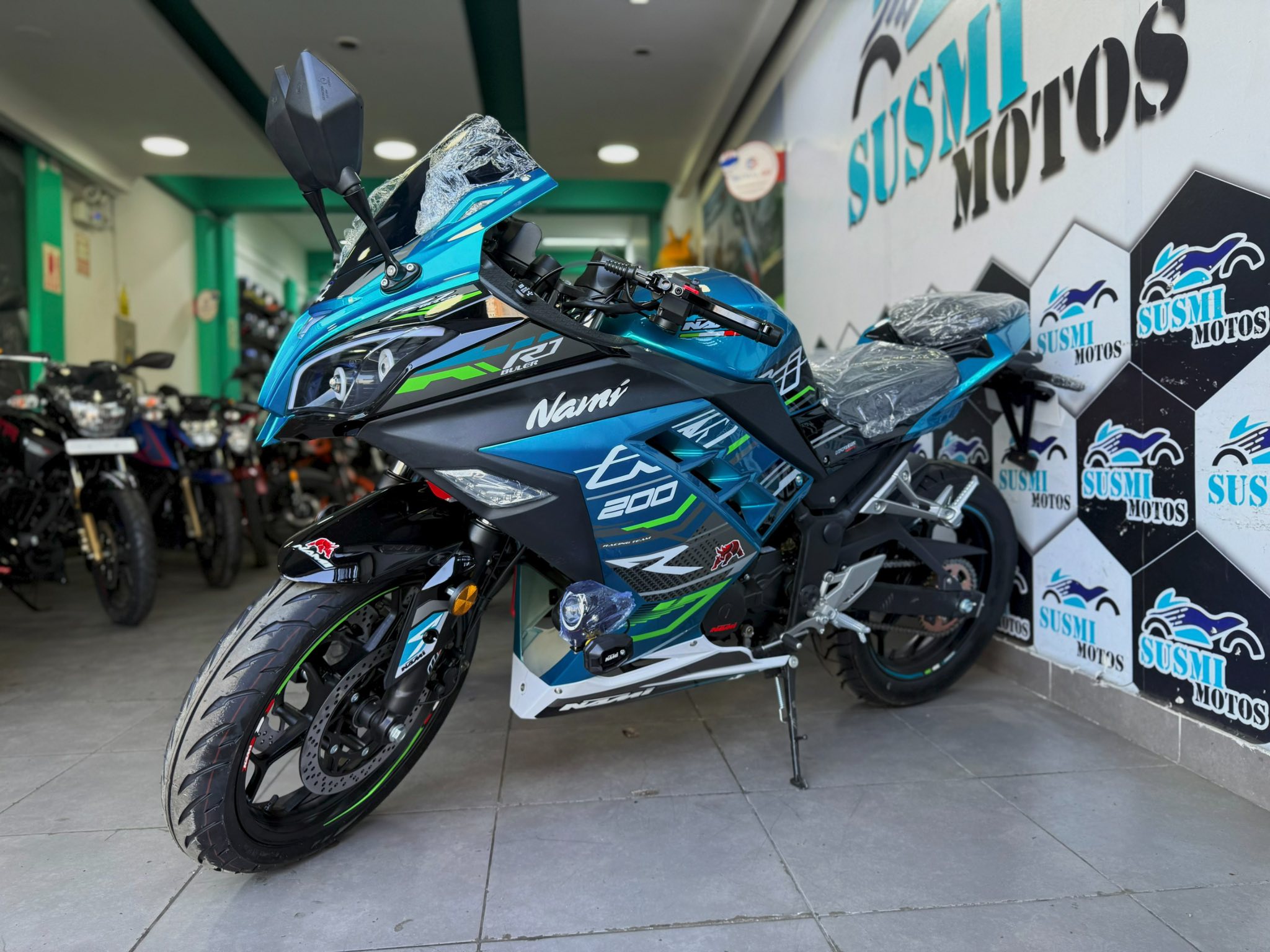 Susmi motos - ¡TE PRESENTAMOS LA NUEVA R7 200 DE NAMI!... | Facebook