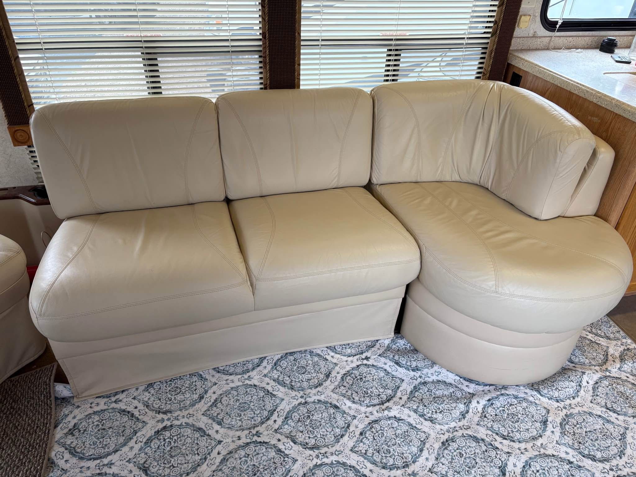 RV Leather J-Lounge Couch Sofa with Jackknife bed in excellent ...