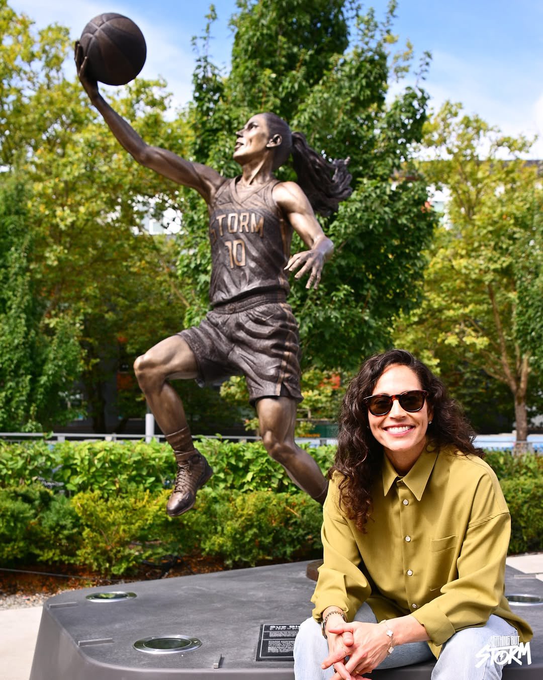 🏀 Sue Bird becomes the first WNBA player with a franchise statue