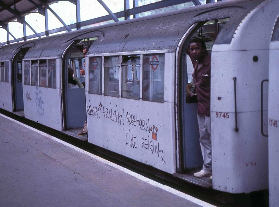 London - London Underground in the late 1980s/early 1990s | Facebook