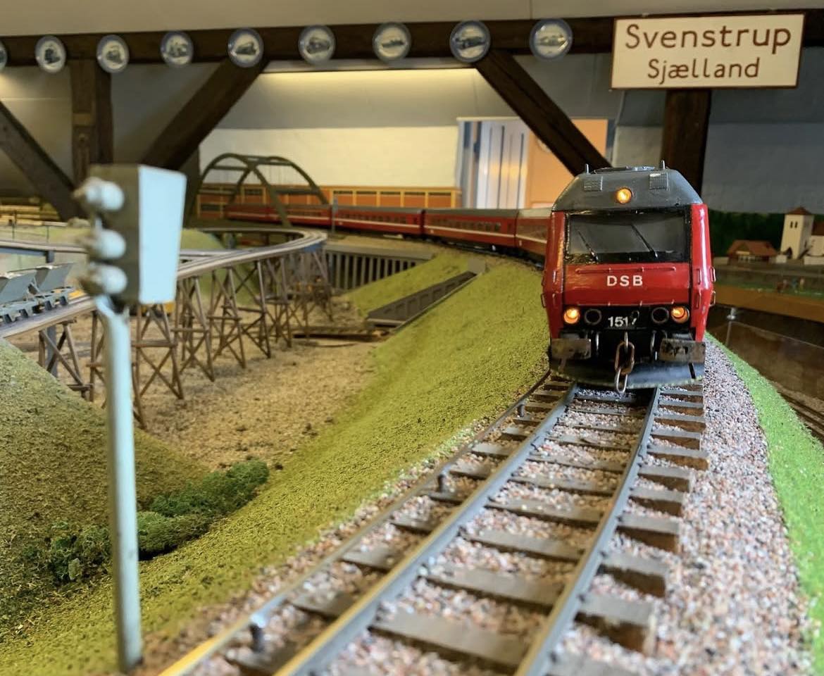 Slagelse Model-Jernbane Klub - Oddershede skal have malet perronen og ...