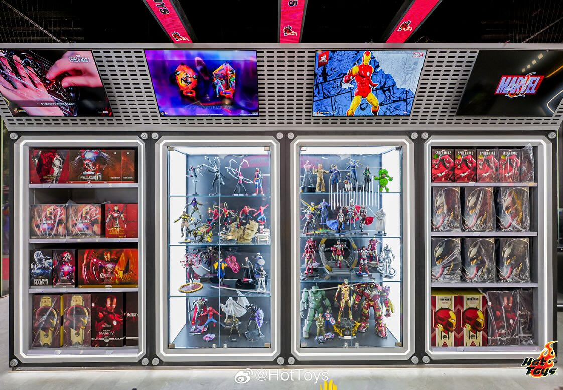 Hot Toys Pop-Up Store is now open in Bailian ZX, Shanghai