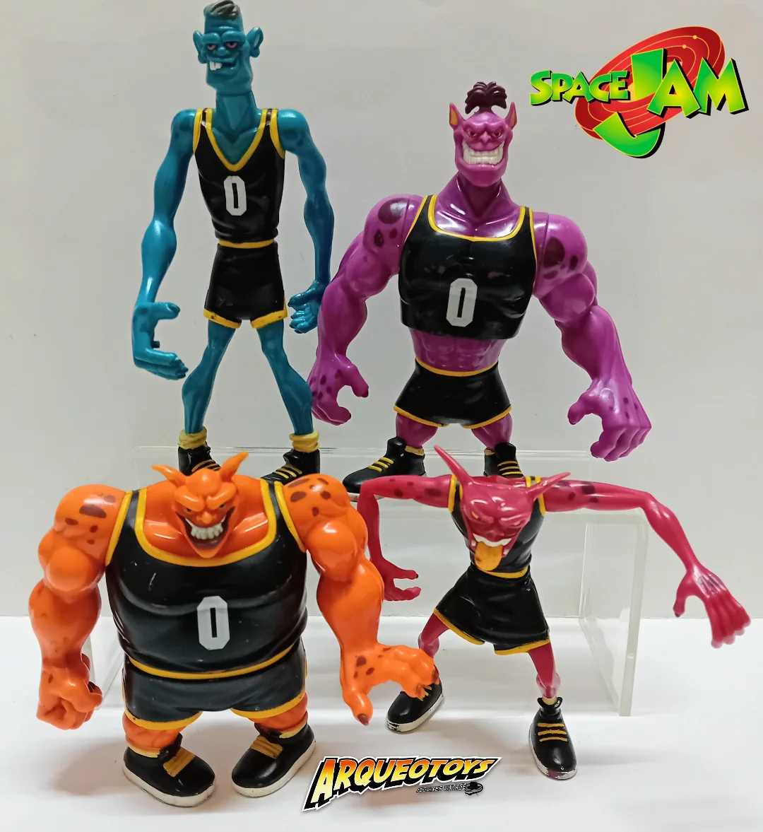 📣 Figuras de acción de los Monstars de SPACE JAM - Playmates
