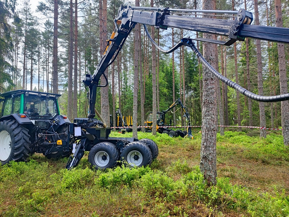 Country-Kinetic Forest Logging Equipment