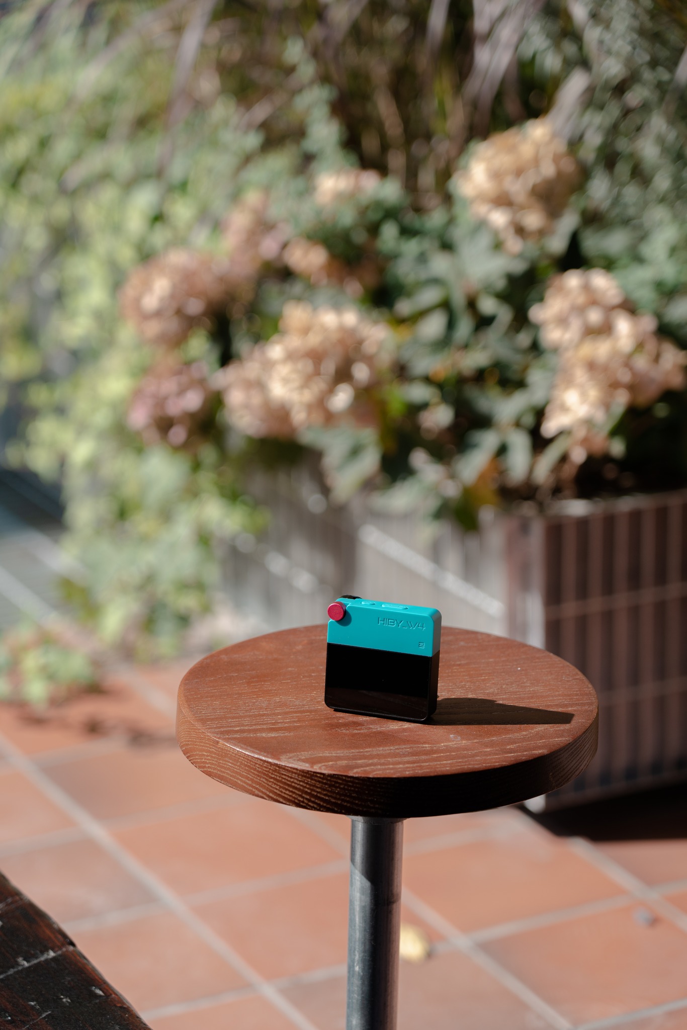 New color just dropped 💙 HiBy W4 「Cyan」— now available at HiBy