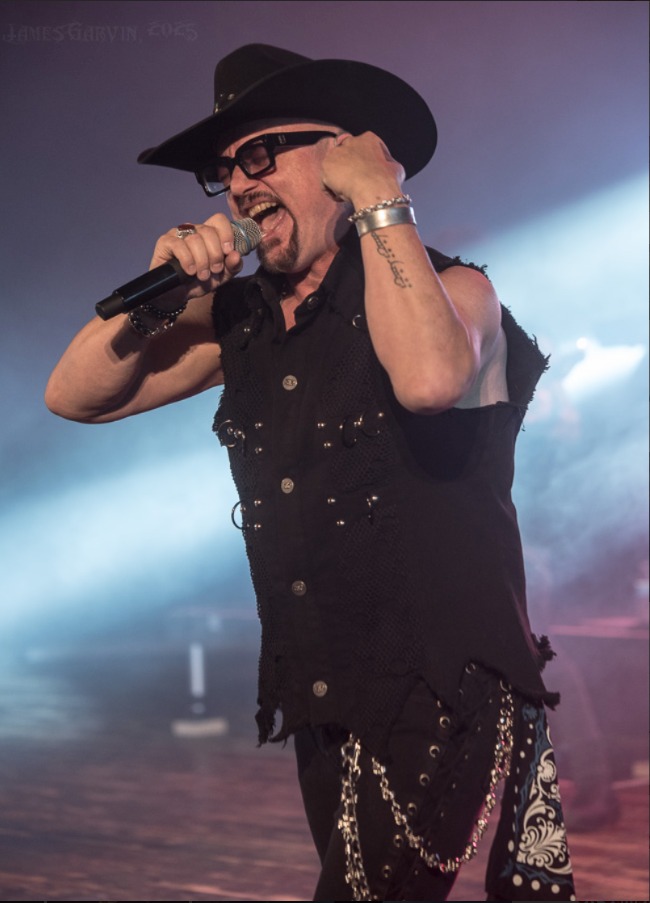 Geoff - 🔥🎸 ROCK LEGEND ALERT! 🎤 Geoff Tate lit up Columbus, OH with his ...