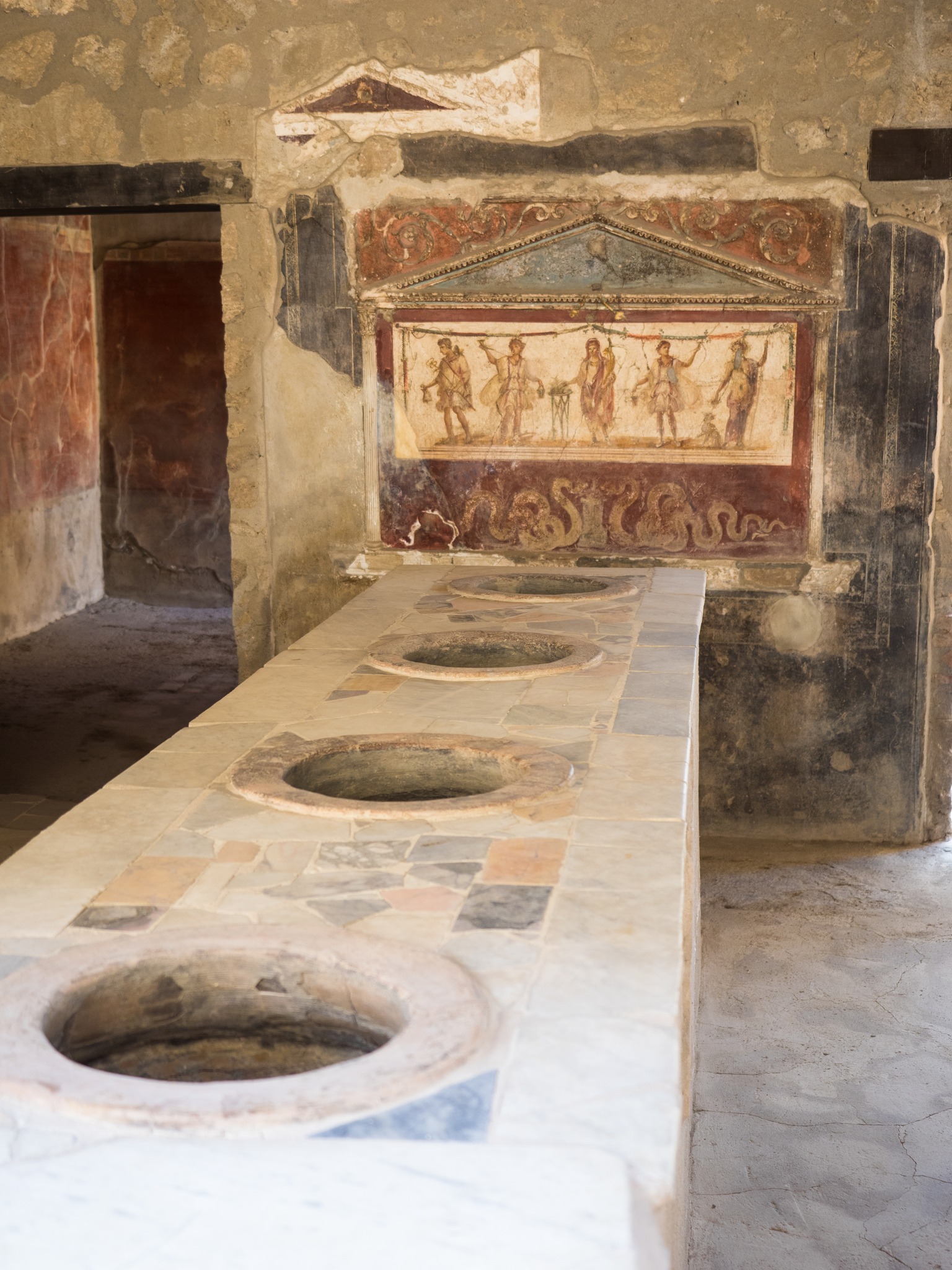Weird but True - Ancient Fast Food? The Romans Had It...