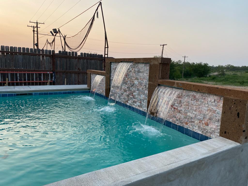 Jr Pools