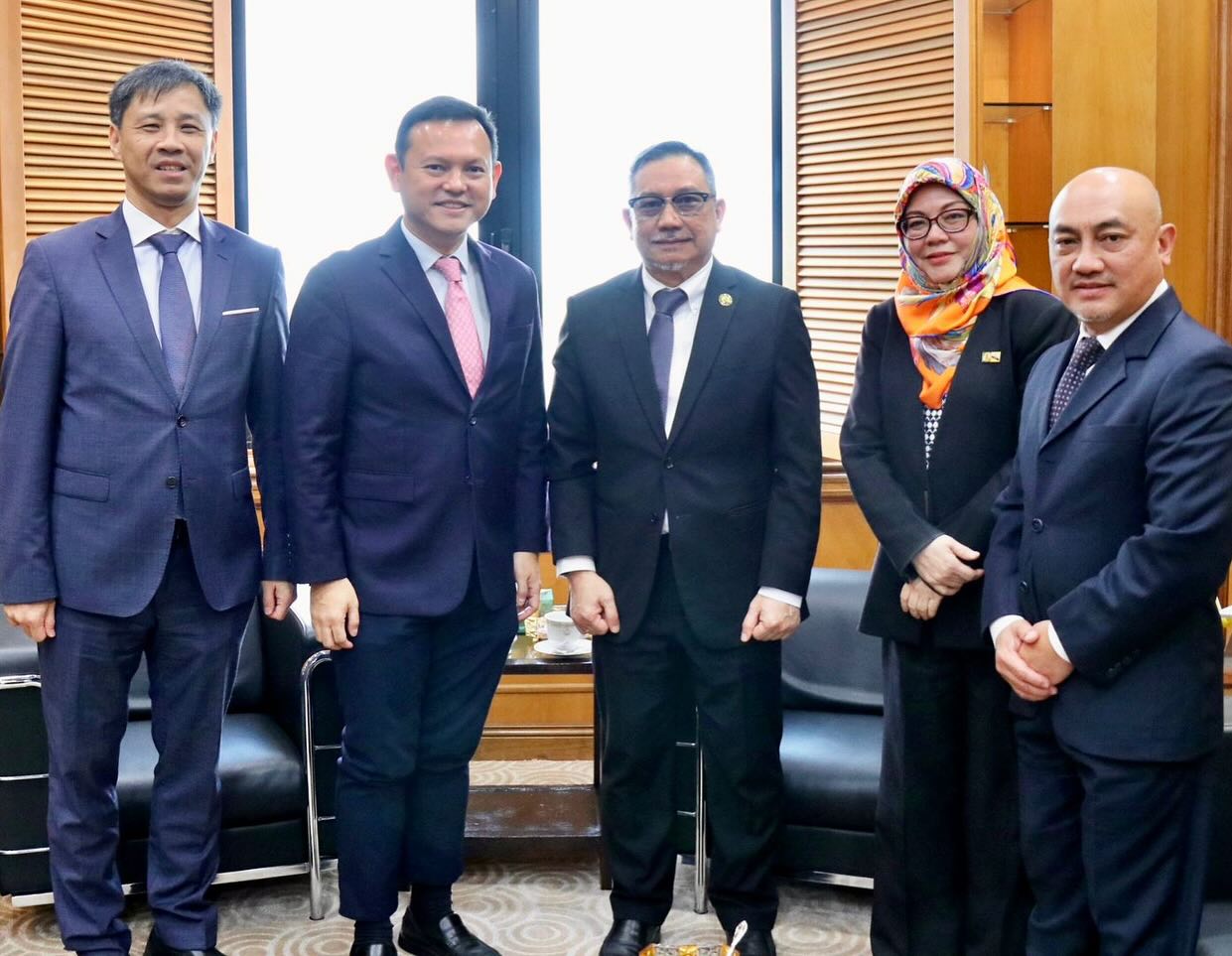 Senior Minister of... - Singapore High Commission in Brunei | Facebook