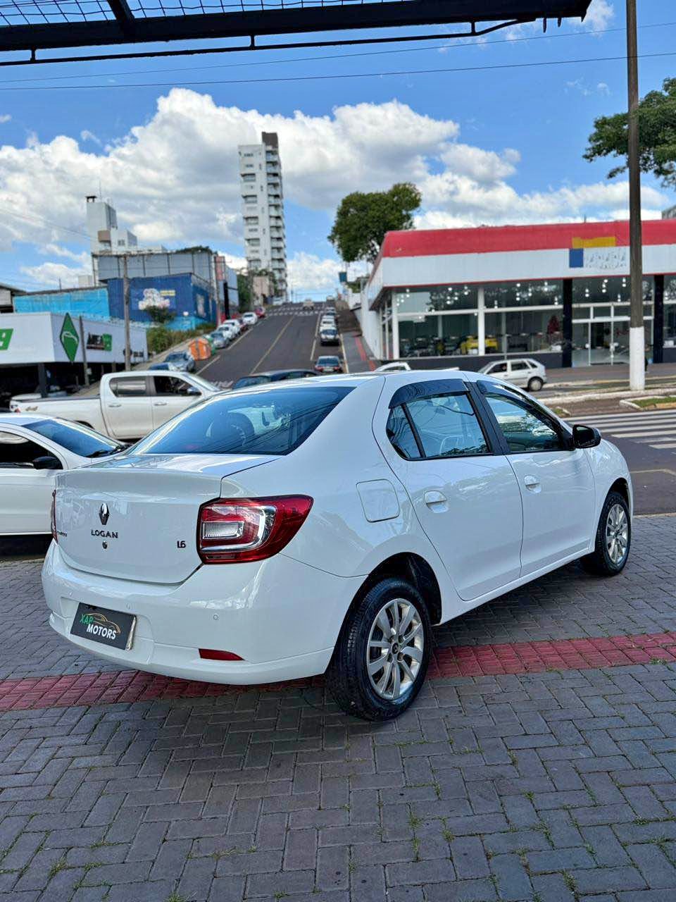 2015 Renault Logan - Cars & Trucks - Chapecó | Facebook Marketplace ...